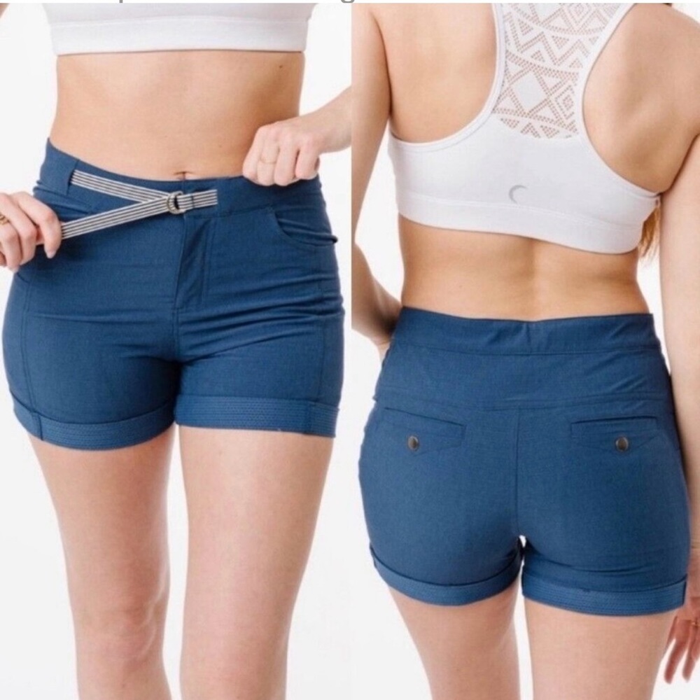 Zyia Shorts - Picture 3 of 6